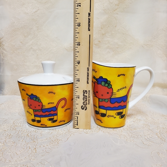 Porcelain Sugar Bowl and Creamer - Picture 15 of 16